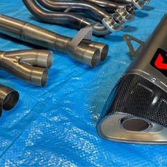  GSX1300R 隼アクラポビッチフルエキゾーストマフラー美品の画像