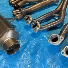  GSX1300R 隼アクラポビッチフルエキゾーストマフラー美品の画像