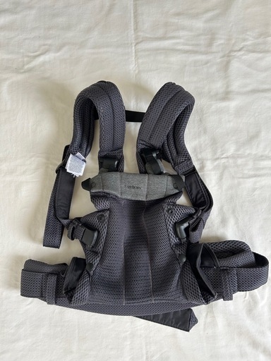 ベビービョルン　抱っこ紐　ハーモニー