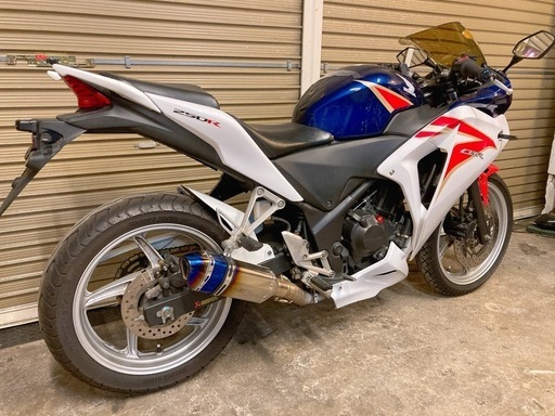 ホンダ　CBR250R 配送可能　支払いは現金or振り込みも可能