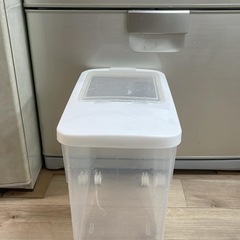 お米・シリアル保存容器