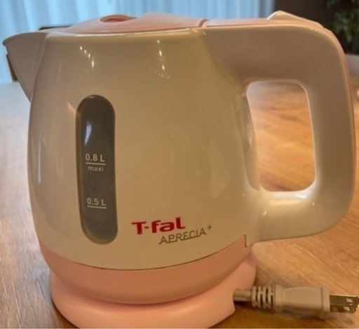 大特価！T-fal  電気ケトル　アプレシア プラス 0.8L BF805774 [シュガーピンク]