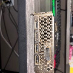 GTX1070tiの画像