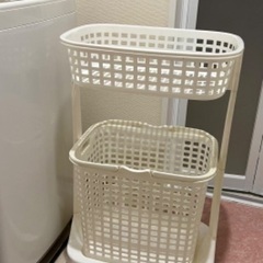 Free - Laundry basket