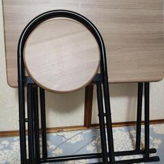 簡易机とイス