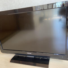 東芝REGZA  32 インチ　ほとんど視聴してなく、とてもキレ...