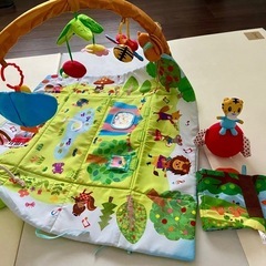こどもちゃれんじベビーの『五感で楽しむ 6WAYへんしんジム』