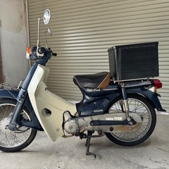 カブ　カスタム　C50-E  4速　キャブ車　角目