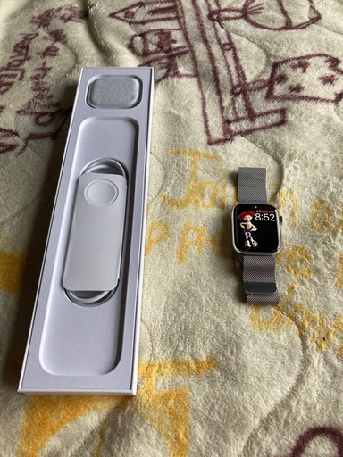 アップルウォッチ8 45mm　GPS +Celler