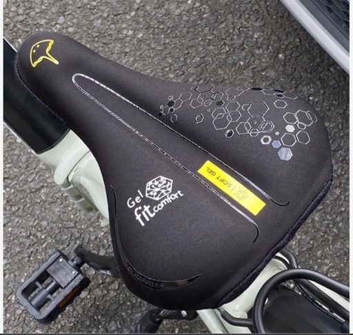 ⭐️GLAMVILLAパッド入りバイクシート⭐️自転車シート女性用 ❣️