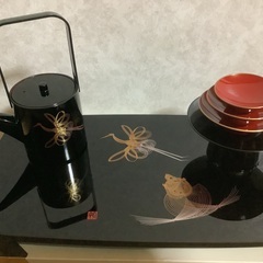 お正月用のおとそセットです。