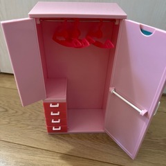リカちゃん　ピンクのタンスの画像