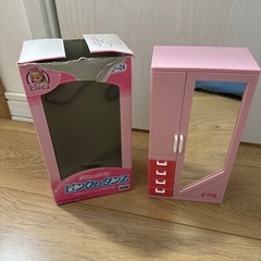 リカちゃん　ピンクのタンス