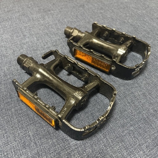 CXフェザー　純正ペダル