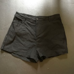 ショートパンツ　XL