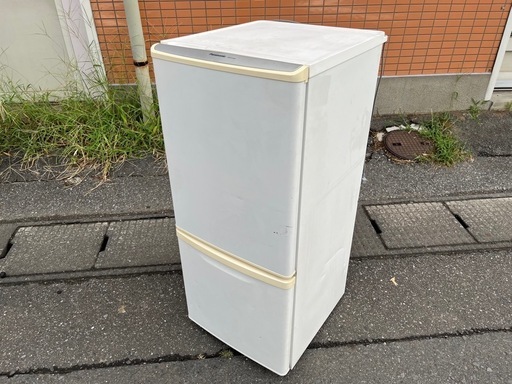 Panasonic パナソニック ノンフロン冷凍冷蔵庫 NR-B143W-W 2011年製