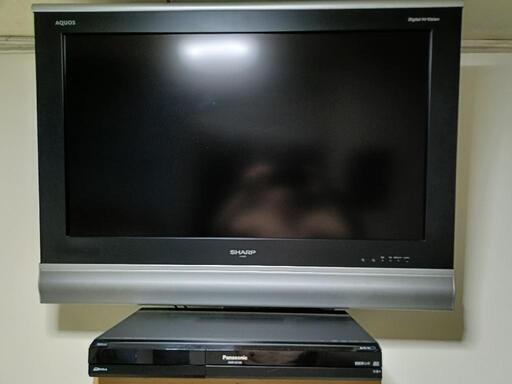 壁掛けSHARPTV32インチPanasonicＨＤＤレコーダーフルセット