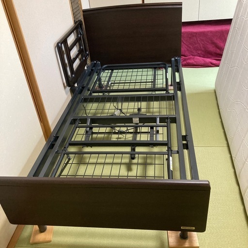 リクライニング付　シングルベッド