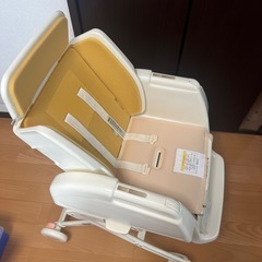 ベビーベッドの画像