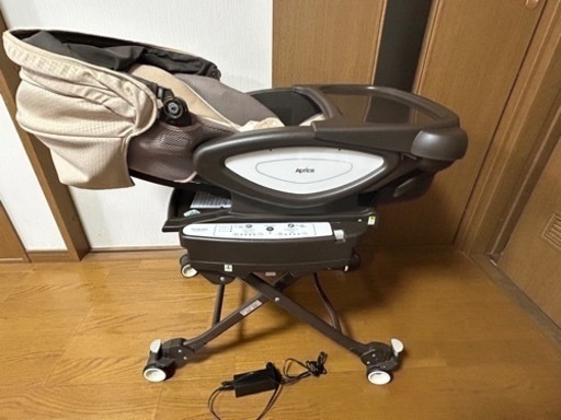 電動バウンザー　ハイローチェア　アップリカ