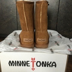 Minnetonkaミネトンカブーツの画像