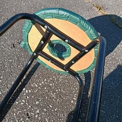 丸イスの画像