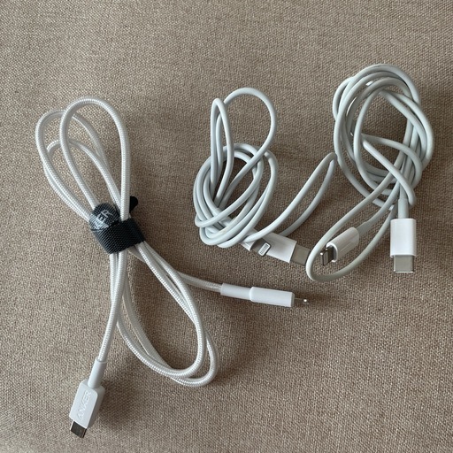 iPhone用充電ケーブル３本