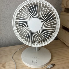 USB充電　コンパクト扇風機