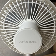 USB充電　コンパクト扇風機の画像