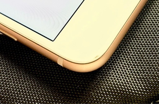 iPhone8プラス256GB ゴールドのジャンク品