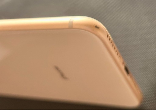 iPhone8プラス256GB ゴールドのジャンク品