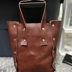 ハンドメイド本革バッグ