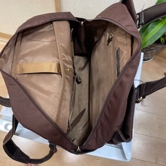 目々澤鞄　リュック　ブラウン×ブラック　2way　ビジネスバッグ　レディースの画像