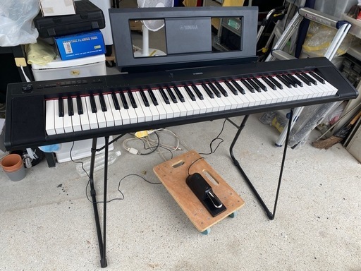 お薦め品‼️ヤマハキーボードpiaggeroNP-32B 2019年