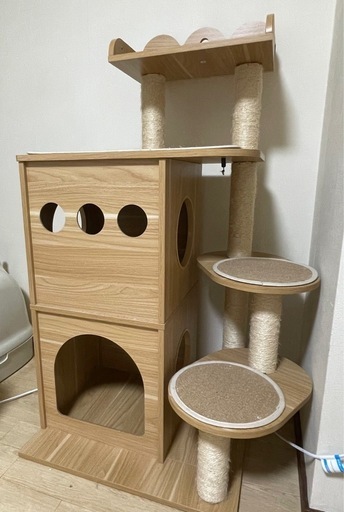 【美品】　キャットタワー　木製　umi (9月末までの募集)
