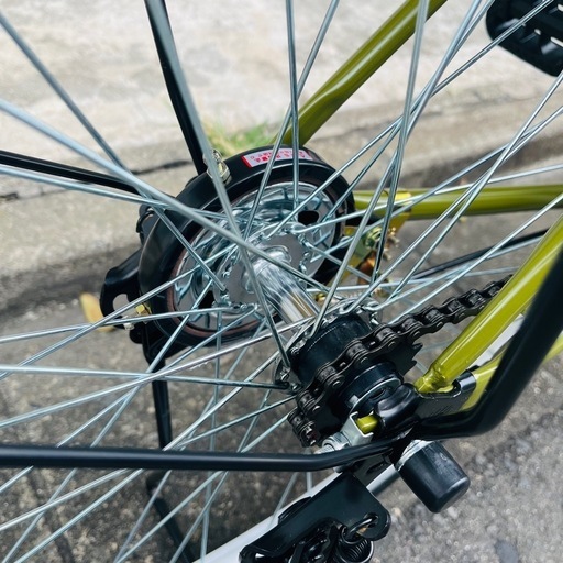 《売約済》 【武蔵小山店】 チャリ 自転車　街乗り　町乗り　コンパクト　大人　女性　子供　軽量　ライト　カゴ　付き　カーキ　グリーン　系