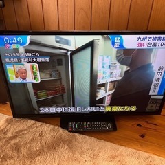 パナソニック　32型　液晶テレビ