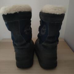 UGG　子どもブーツの画像