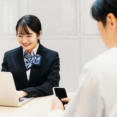 【モバイル販売スタッフ/経験者歓迎】月給25万円～⁉/週休2日制/交通費支給全額支給/マイカー通勤可/無料駐車場完備_株式会社ヒト・コミュニケーションズの画像