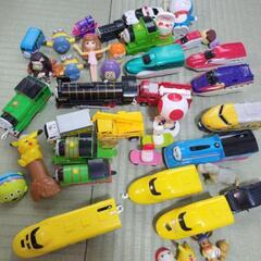 おもちゃセット　プラレールなどの画像