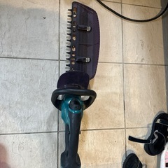 makita バリカン　ヘッジトリマー