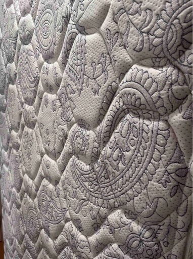 早く出したいので金額交渉してください！使用期間短め　シモンズ Beautyrest Extra Hard