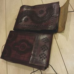 絵を挟んでおくものだとか？