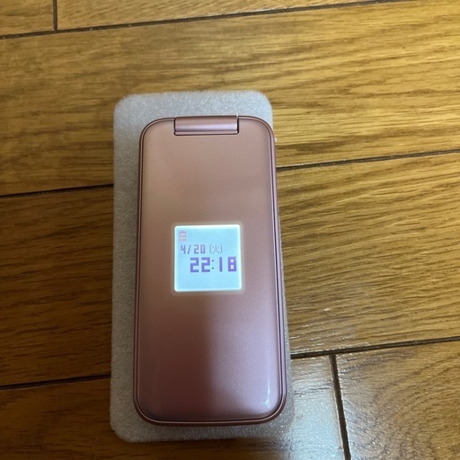 docomo F01Mらくらくホン色ピンク