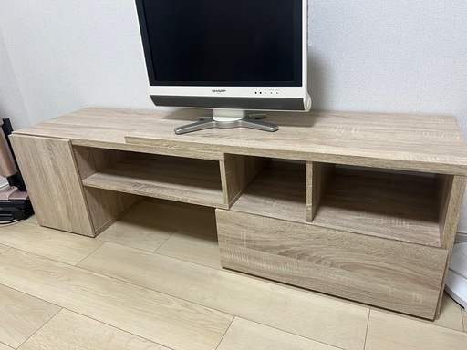 LOWYAテレビ台