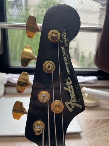 Fender lyte  P-bass