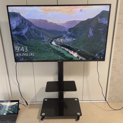 【SOLD OUT】テレビスタンド付き　50インチテレビ　ハイセンス 50V型 4K対応液晶テレビ ブラック
