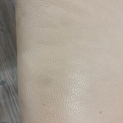 合皮×木｜2人掛けソファーのご紹介ですの画像