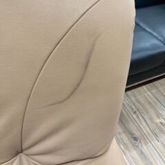 合皮×木｜2人掛けソファーのご紹介ですの画像