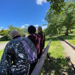 ⭐️月18万〜⭐️正社員雇用⭐️土日祝日休み⭐️介護スタッフ募集中の画像